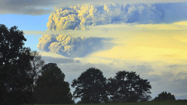 A column of smoke and ashes comes out from the Puyehue volcano, about 620 miles south of Santiago, Chile, on June 4. A column of smoke and ashes comes out from the Puyehue volcano, about 620 miles south of Santiago, Chile, on June 4.